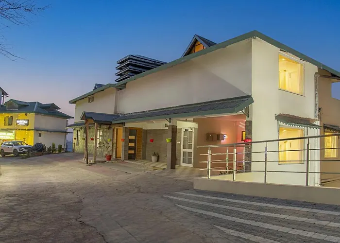 Nature View Wayside Villa Kasauli